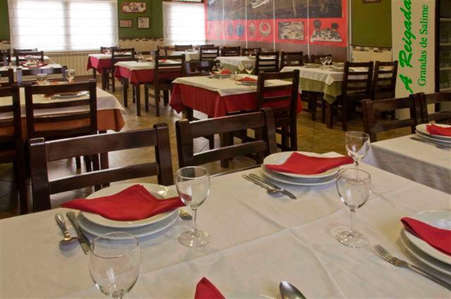 A Reigada Hotel Restaurante Grandas de Salime Dış mekan fotoğraf