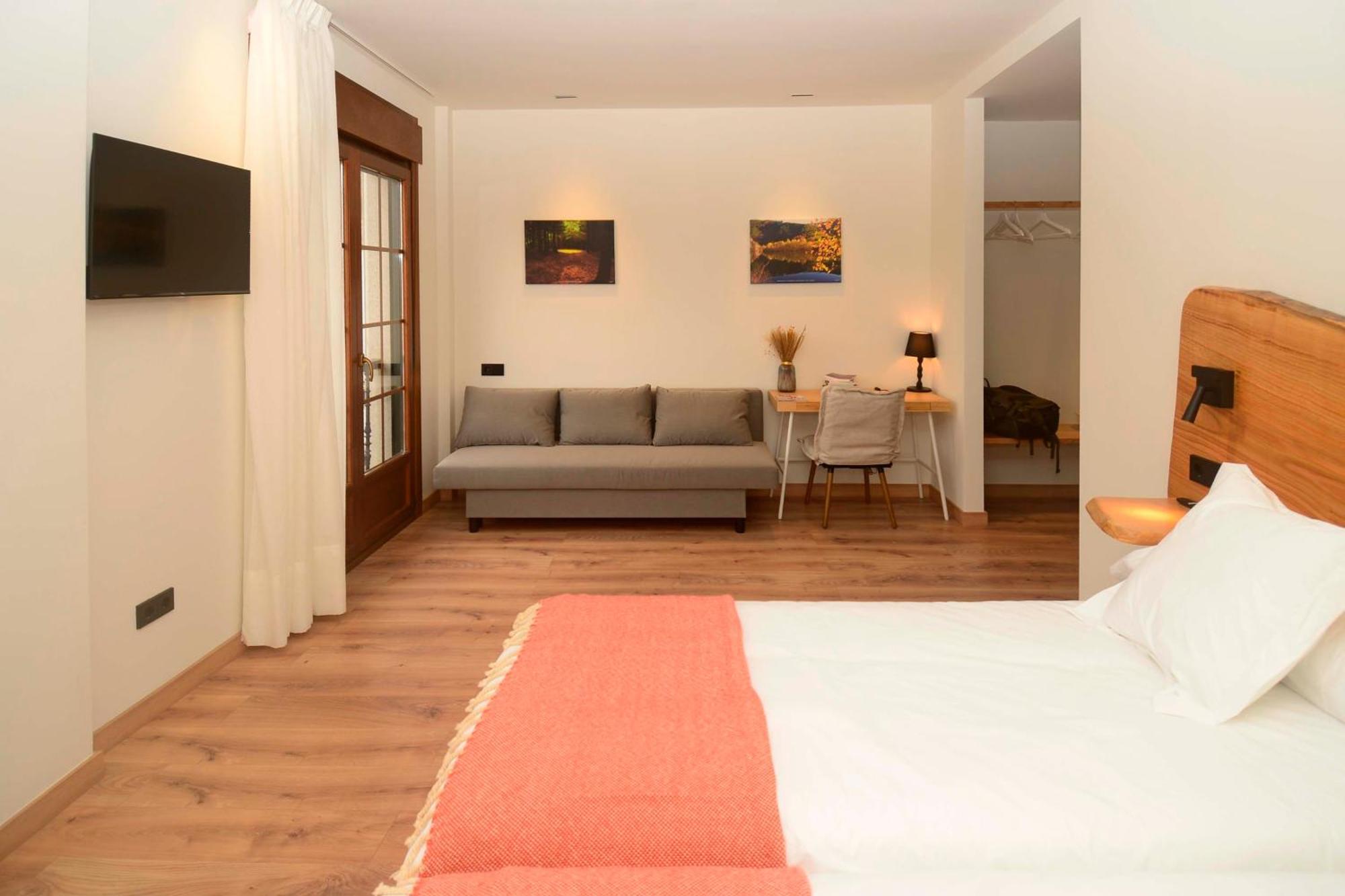 A Reigada Hotel Restaurante Grandas de Salime Dış mekan fotoğraf