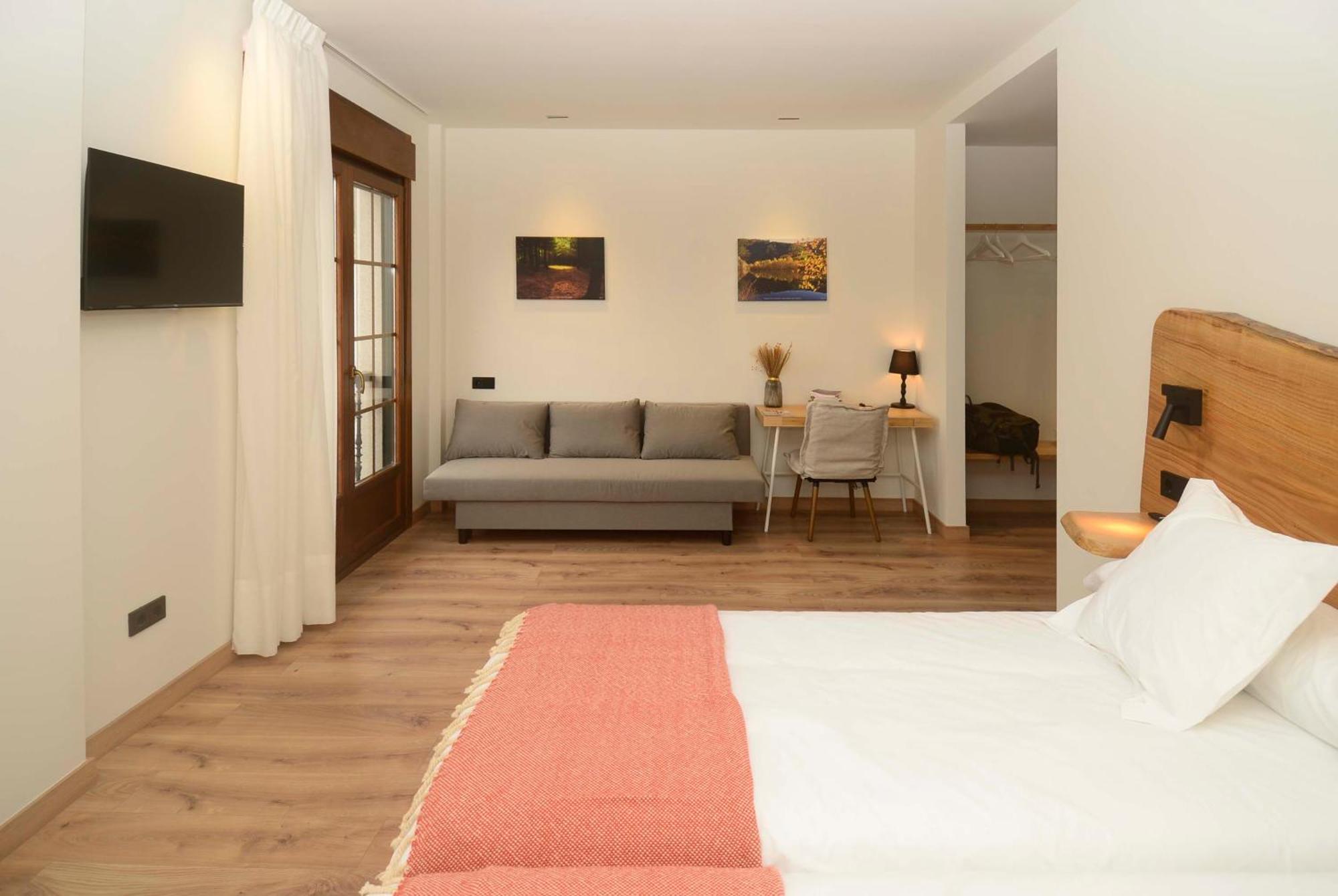 A Reigada Hotel Restaurante Grandas de Salime Dış mekan fotoğraf