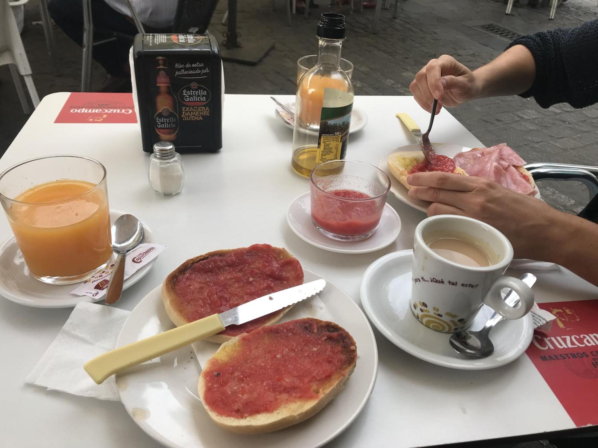 A Reigada Hotel Restaurante Grandas de Salime Dış mekan fotoğraf